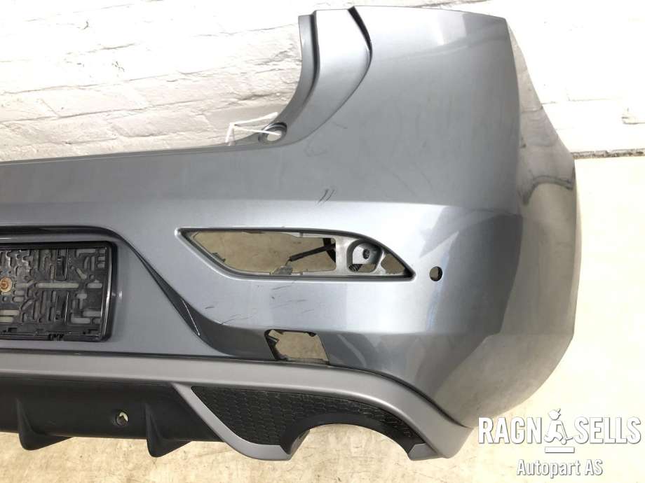 Støtfanger bak til Volvo V40 2012-2019  (39820427|)