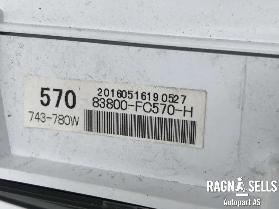 Instrumentpanel til Toyota Hilux 2016-2020  (83800FC570|)