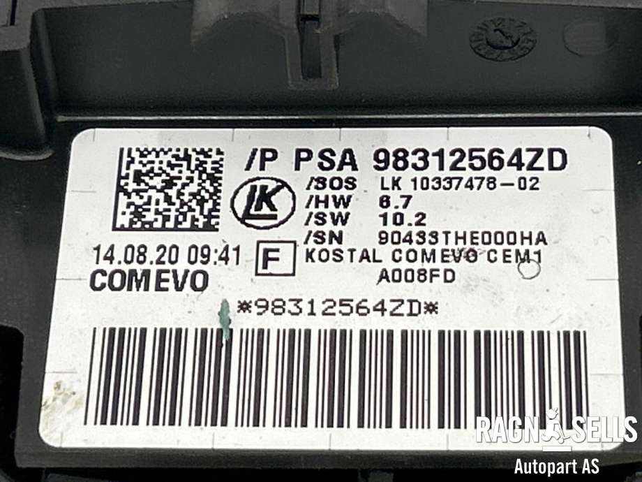 Bryter combi til Toyota Proace City 2020-->>  (SU001B1914|)