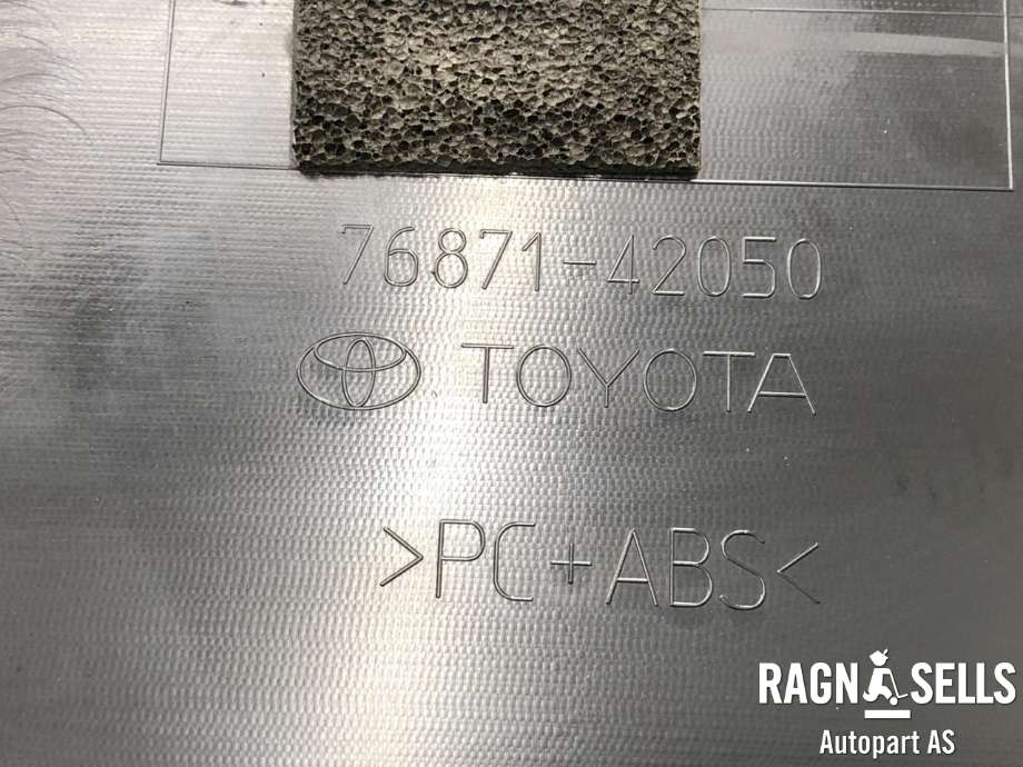 Spoiler bakluke til Toyota RAV4 2019-->> (Type V) (7608542908|)