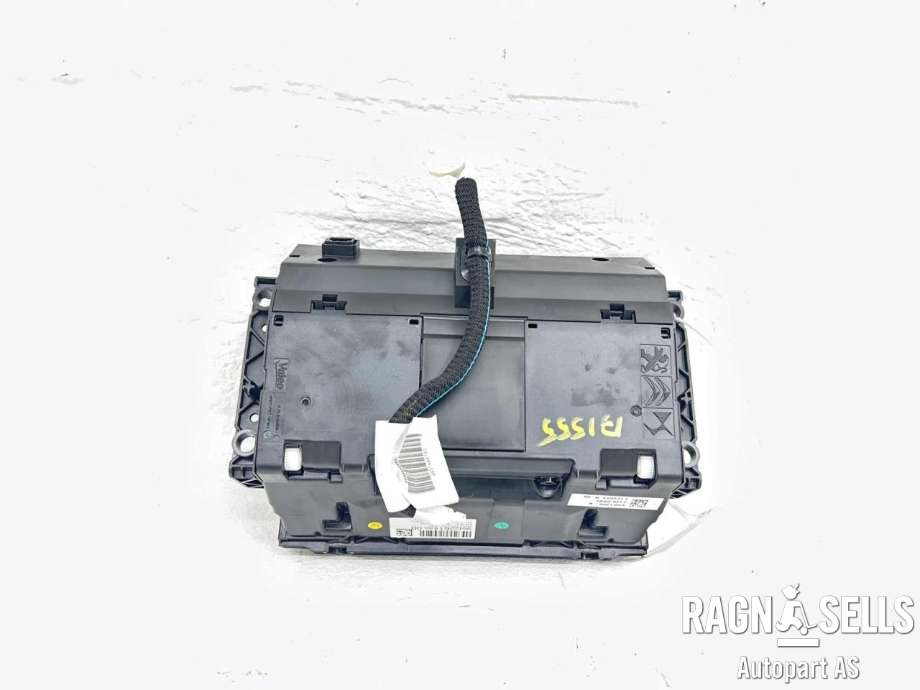 Instrument head-up display (HUD) til Citroën ë-C4 2020-->>  (16 772 196 80|)