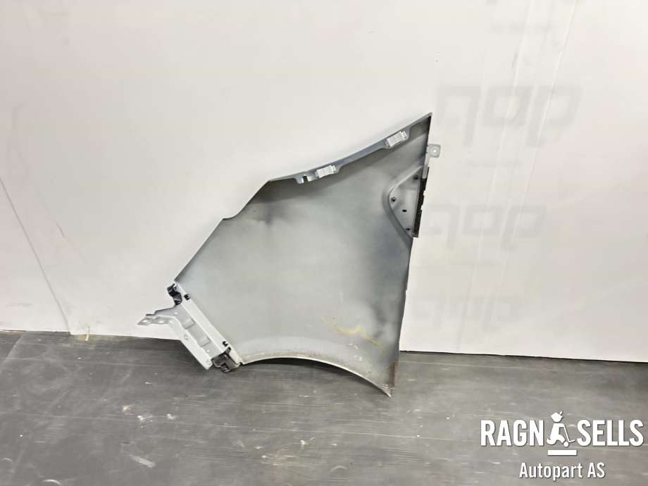 Skjerm høyre foran til Renault Trafic 2014-->> (631002329R|)