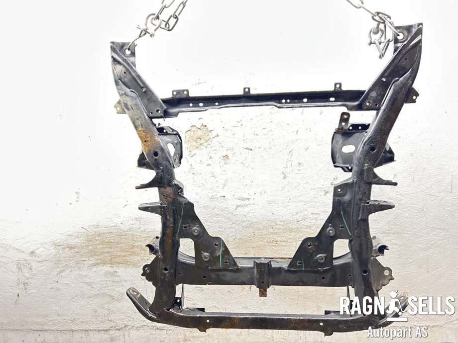 Travers foran hoved til BMW X5 2007-2013 (E70) (E70) (31 11 6 779 357|)