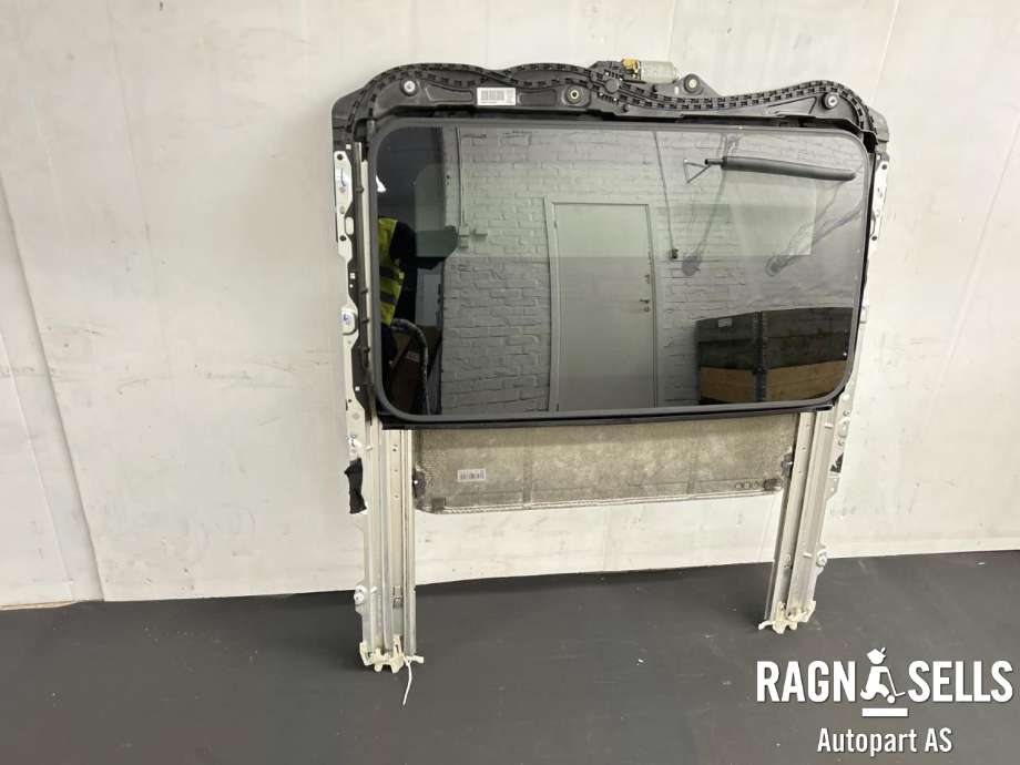 Takluke til BMW M4 2014-2020 (F82/F83) (F82/F83) (54 10 7 300 238|)