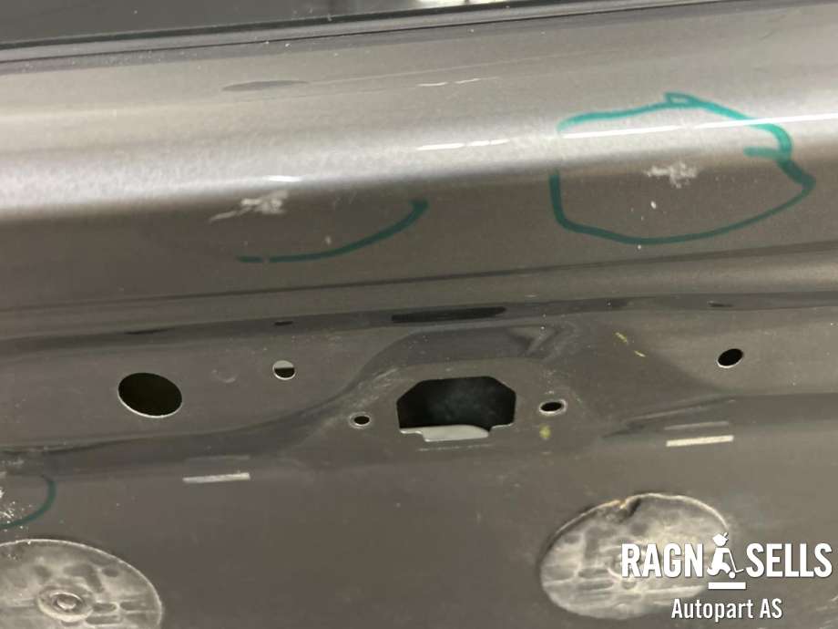 Bakluke til Nissan Qashqai 2014-2021 (Type II)  (K0100HV0MB|K01004EAAC|)