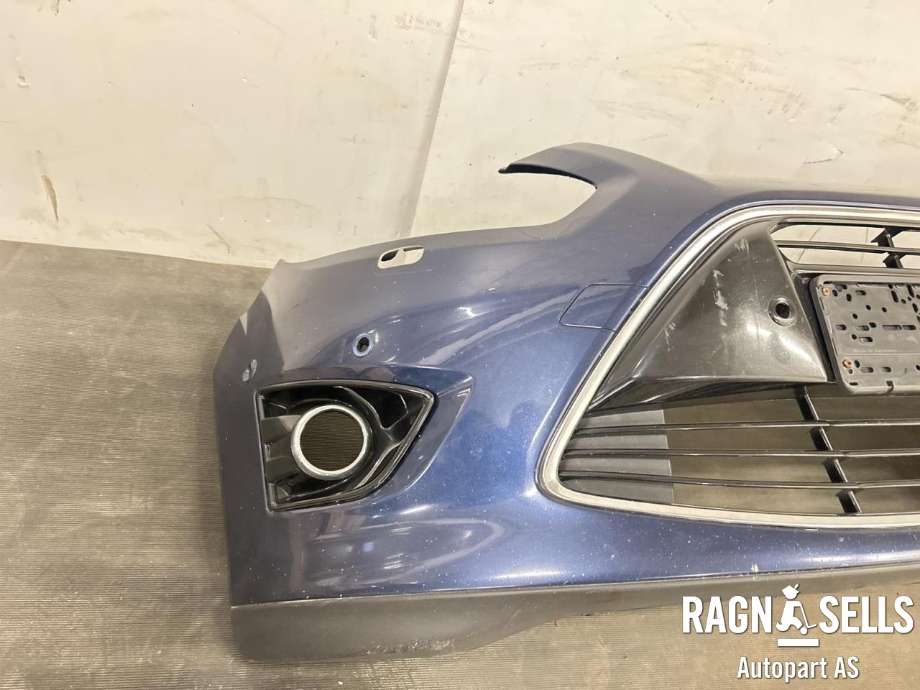 Støtfanger foran til Ford C-Max 2010-2015 (Type II, Fase 1)  (1758223|AM51 17762 ACX|)