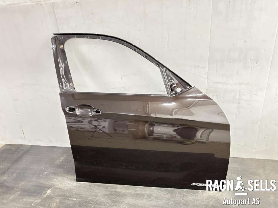 Dør høyre foran til BMW X1 2009-2015 (E84) (E84) (41 00 9 628 746|)