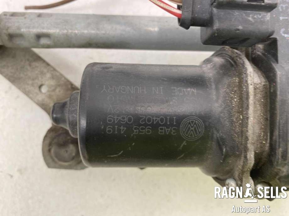 Viskermotor frontrute komplett m/overføring til VW Passat 2011-2015 (B7) (B7) (3AB 955 023 A|)