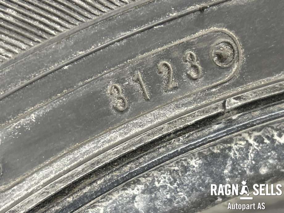 Felg stål til VW Crafter 2016-->> (Type II) (KUMHO|2N0 601 027 F|)