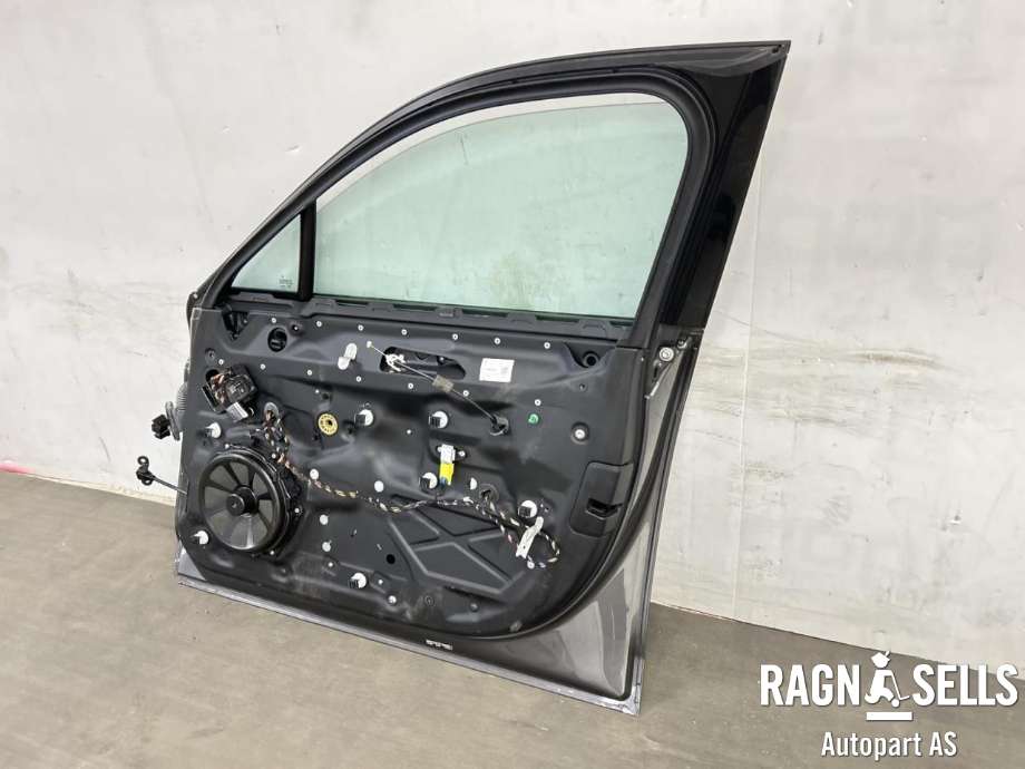 Dør høyre foran til Porsche Panamera 2009-2017 (Type I) (970) (970) (970 531 012 01|970 531 012 01 GRV|970 531 012 02 GRV)