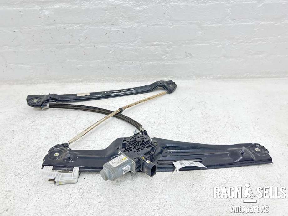 Ruteheis høyre foran til BMW X3 2010-2017 (F25) (F25) (51 35 7 382 135|)
