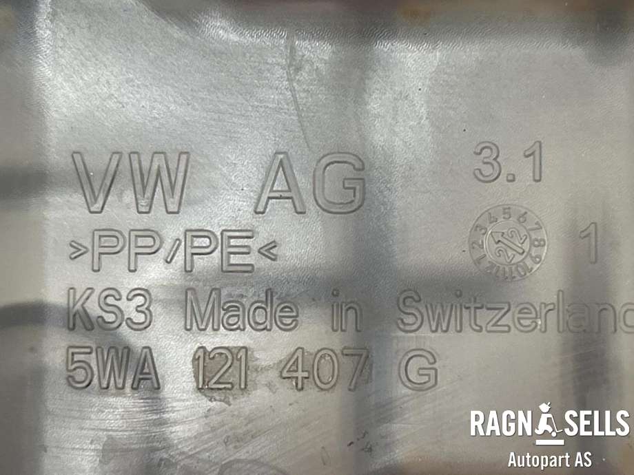 Ekspansjonstank til Škoda Superb 2015-->> (Type III) (5WA 121 407 F|)