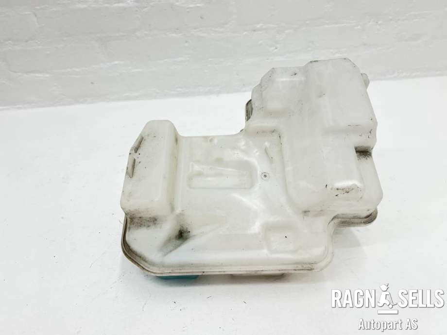 Spylertank foran til Škoda Superb 2015-->> (Type III) (5Q0 955 453 R|)