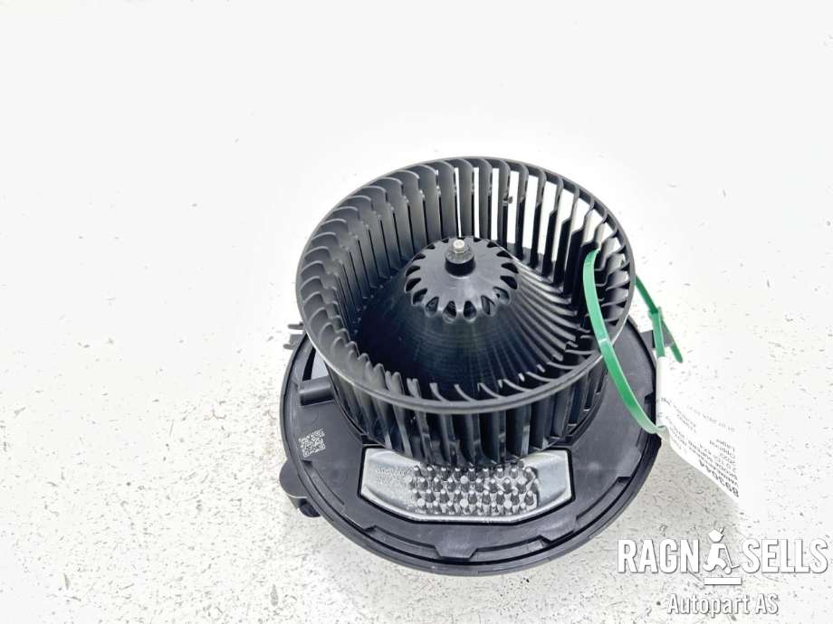 Varmeapparat motor til Škoda Superb 2015-->> (Type III)  (5WB 819 021 D|3Q1 819 021 C|)