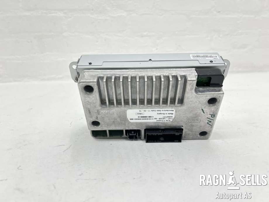 Bilstereo navigasjon skjerm til Ford Focus 2014-2018 (Type III, Fase 2)  (5308097|BM5T-18B955-FE|)
