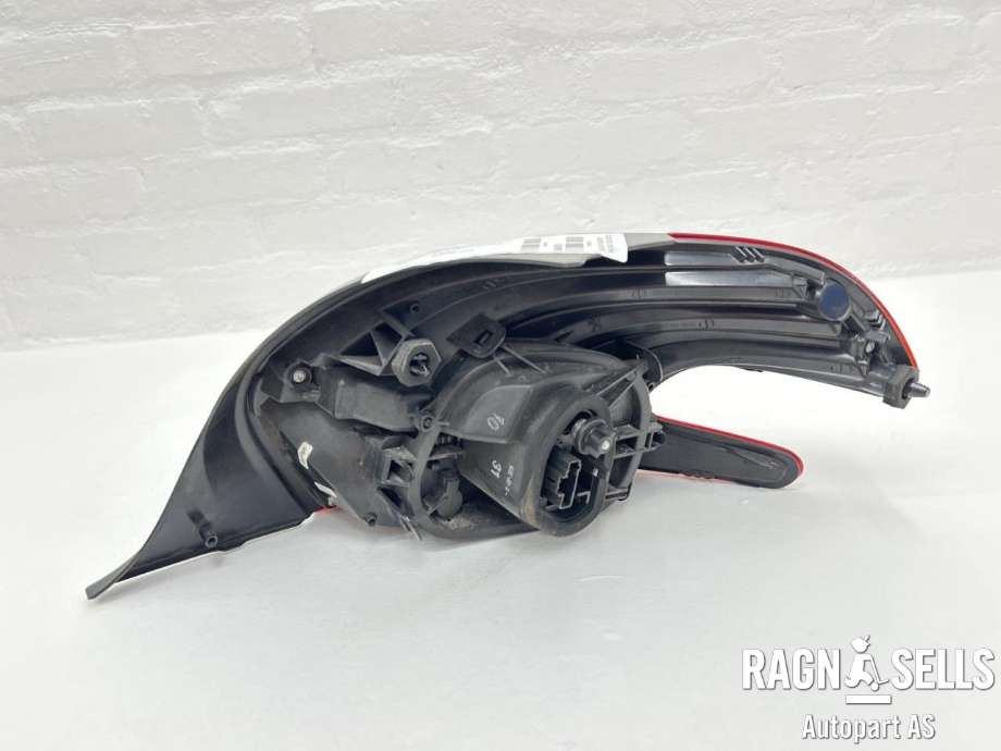 Baklykt venstre til Peugeot 208 2012-2019 (Type I) (98 103 430 80|)