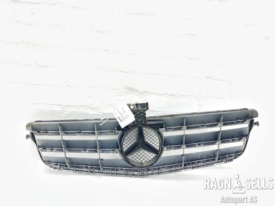 Grill til Mercedes C-Klasse 2011-2014 (Fase 2) (W204) (W204) 