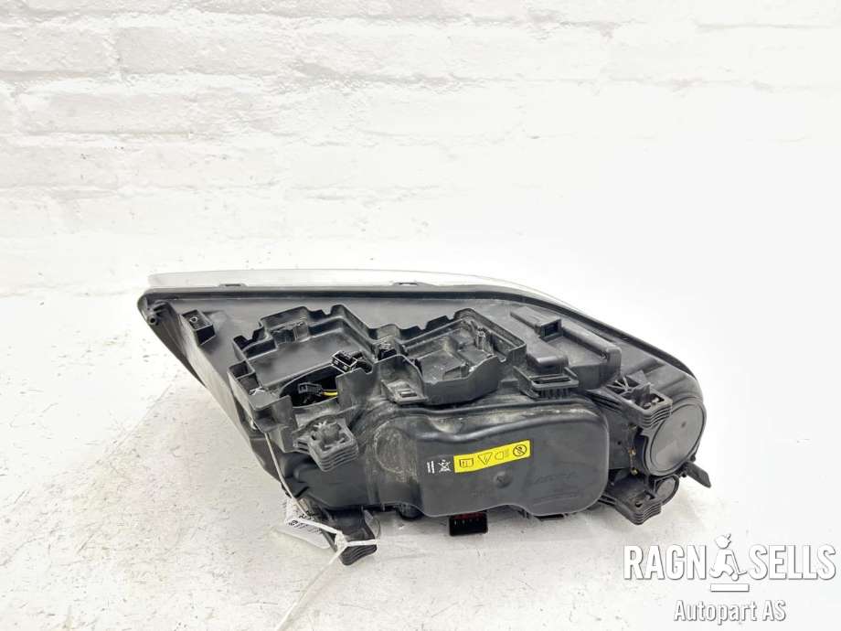 Frontlykt venstre xenon til Volvo V70 2007-2013 (Type III, Fase 1)  (31214415|)