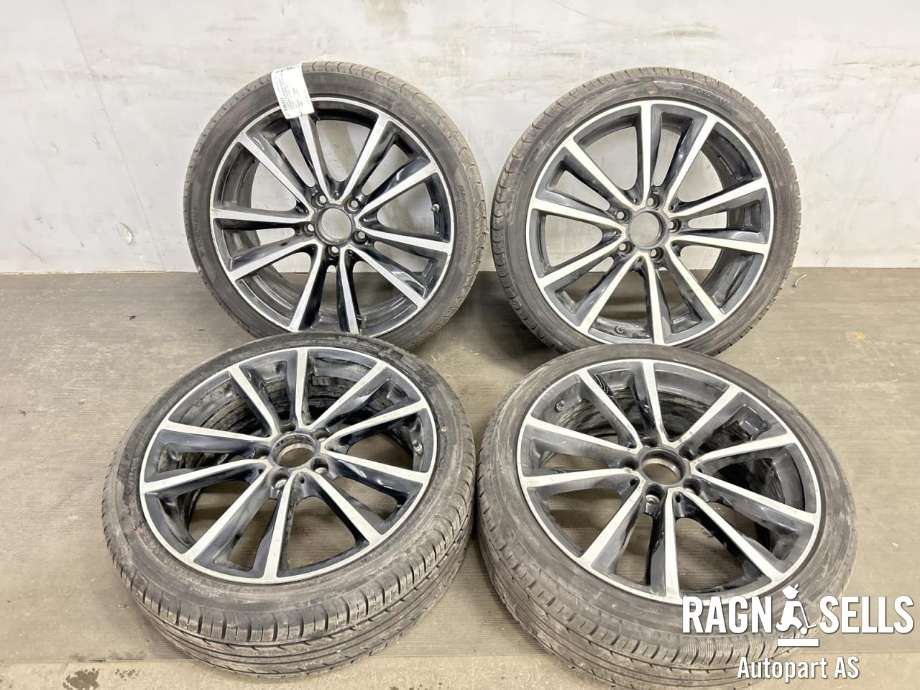 Hjulsett aluminium sommer til Mercedes B-Klasse 2011-2018 (W246) (W246) (YOKOHAMA|A 246 401 06 00|)