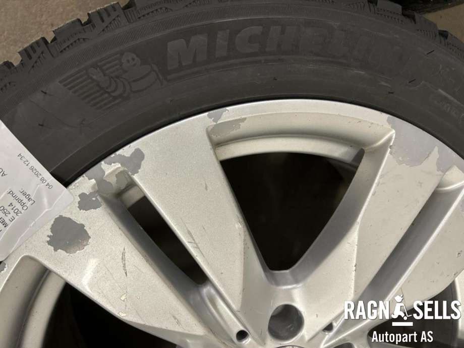Hjulsett aluminium vinter til Mercedes E-Klasse 2013-2016 (Fase 2) (W212) (W212) (MICHELIN|A2124010402|)