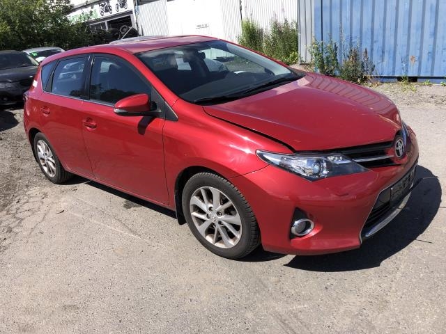 Toyota Auris 2013-2015 (Type II, Fase 1) , Motorkode: 1NR-FE    1900047180, Girkassekode: 3030002310