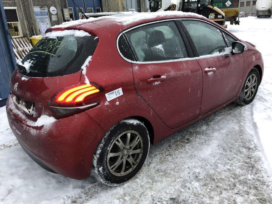 Peugeot 208 2012-2019 (Type I) , Motorkode: HMZ, Girkassekode: STT