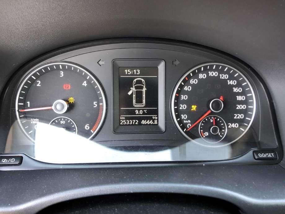 VW Caddy 2010-2015 (Type III, Fase 2) , Motorkode: CFHF, Girkassekode: NFQ