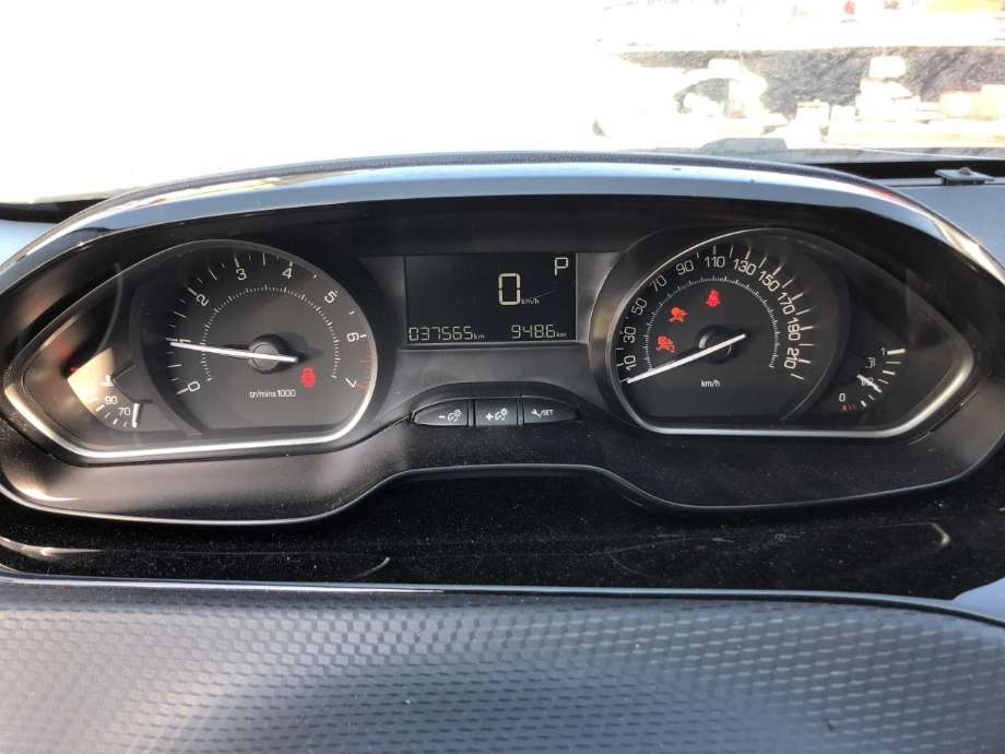 Peugeot 208 2012-2019 (Type I) , Motorkode: HNZ, Girkassekode: 