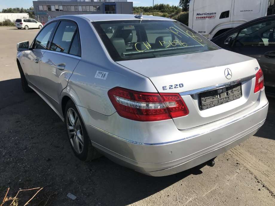 Mercedes E-Klasse 2009-2013 (Fase 1) (W212) (W212), Motorkode: 651924 30 070681, Girkassekode: 722646 07 803800