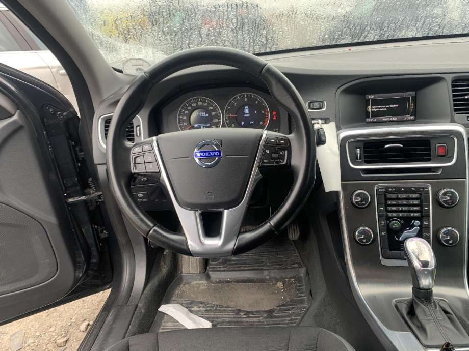 Volvo V60 2010-2013 (Type I, Fase 1) , Motorkode: D4162T, Girkassekode: MPS6