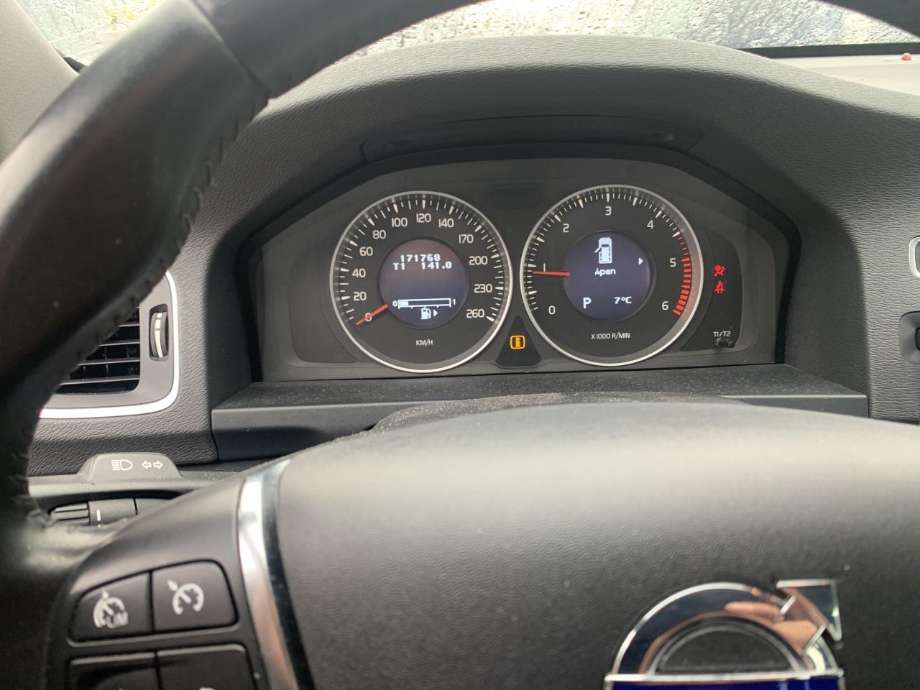 Volvo V60 2010-2013 (Type I, Fase 1) , Motorkode: D4162T, Girkassekode: MPS6