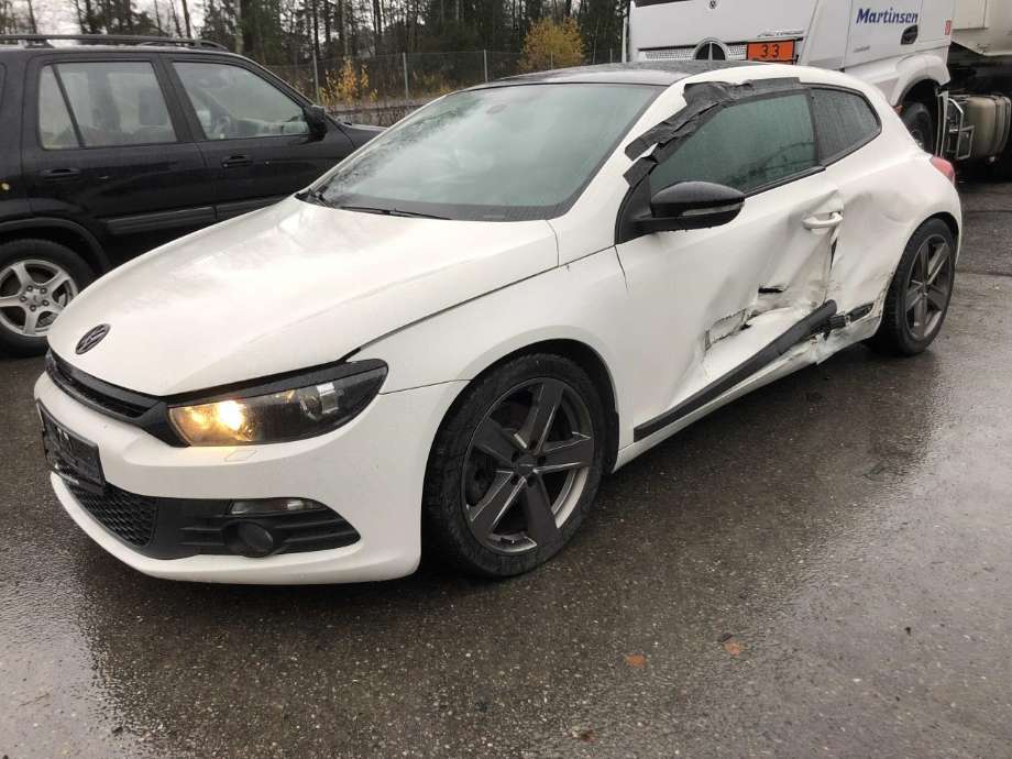 VW Scirocco 2008-2013 , Motorkode: CAVD, Girkassekode: KWB
