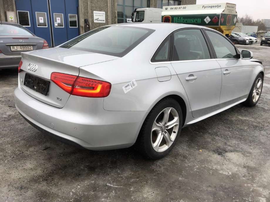 Audi A4 2007-2014 (Type IV) (B8) (B8), Motorkode: CJCC, Girkassekode: MVR