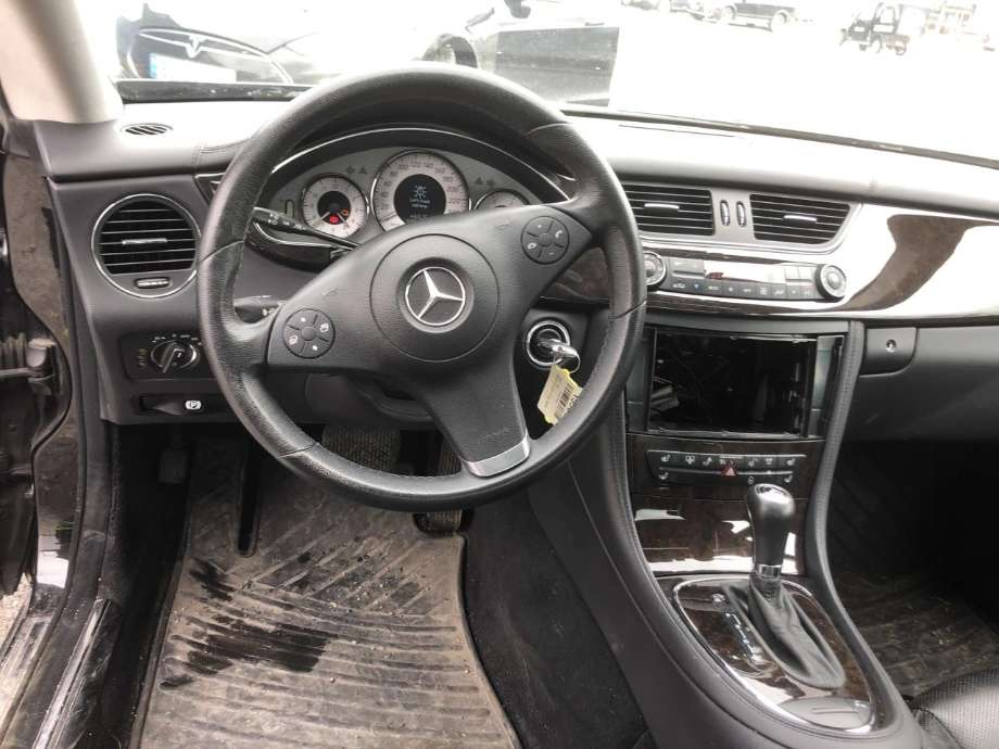Mercedes CLS 2004-2010 (C219) (C219), Motorkode: OM642.920, Girkassekode: