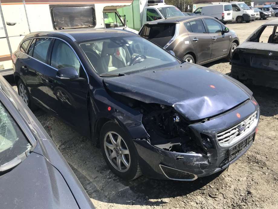 Volvo V60 2010-2013 (Type I, Fase 1) , Motorkode: D4162T, Girkassekode: MPS6