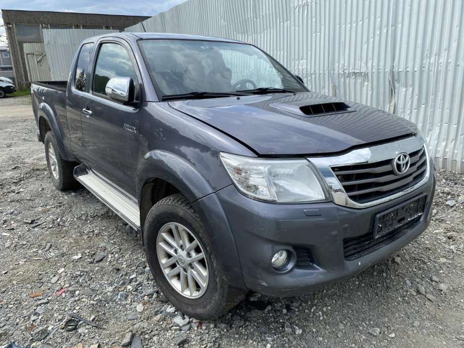 Toyota Hilux 2012-2016 , Motorkode: 2KD-FTV, Girkassekode: