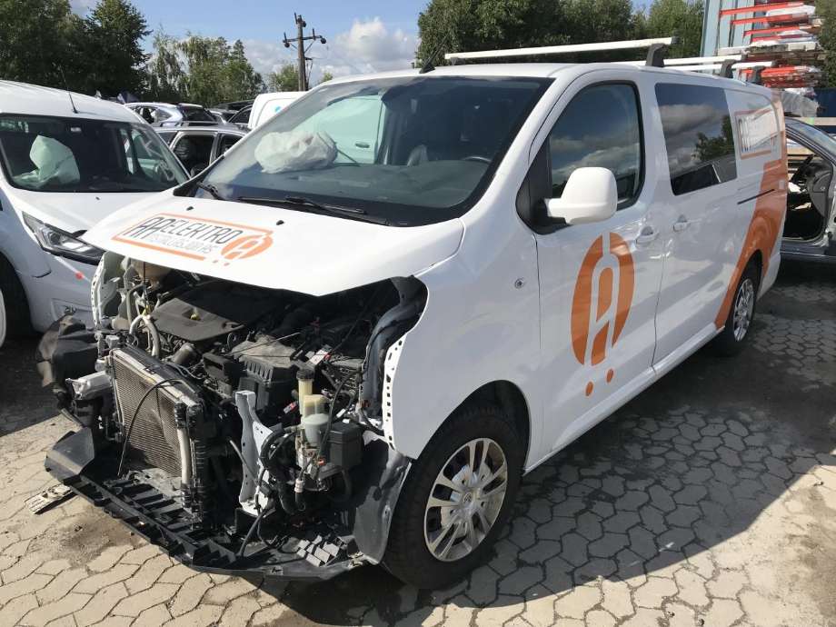 Citroën Jumpy 2016-->> (Type III) , Motorkode: AH01, Girkassekode: STT