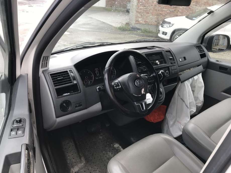 VW Transporter / Caravelle 2009-2015 (Fase 2) (T5) (T5), Motorkode: CFCA, Girkassekode: MAA