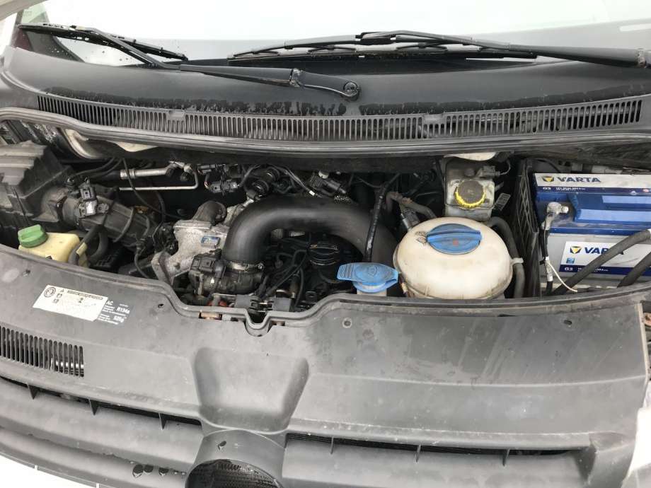 VW Transporter / Caravelle 2009-2015 (Fase 2) (T5) (T5), Motorkode: CFCA, Girkassekode: MAA