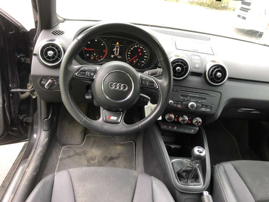 Audi A1 2010-2014 (Type I, Fase 1) , Motorkode: CAYC, Girkassekode: MZM