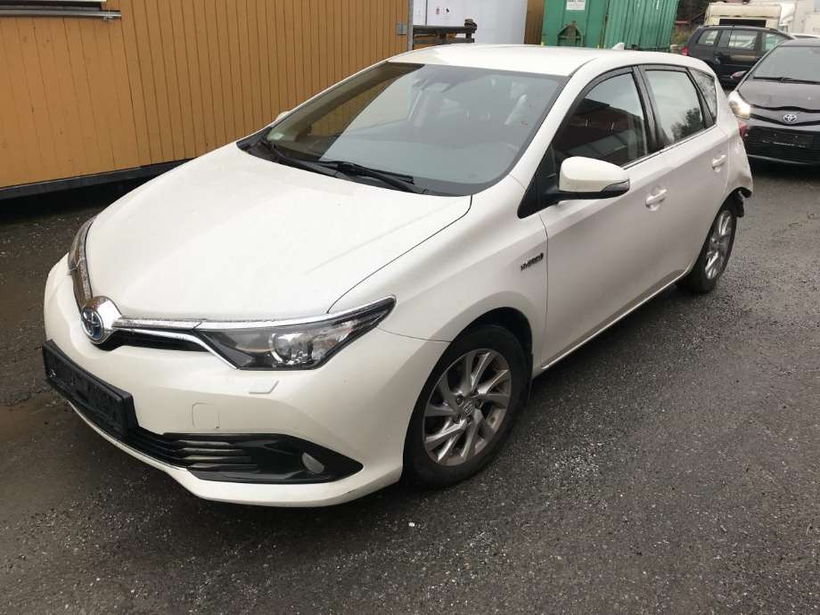 Toyota Auris 2013-2015 (Type II, Fase 1) , Motorkode: 2ZR-FXE, Girkassekode: