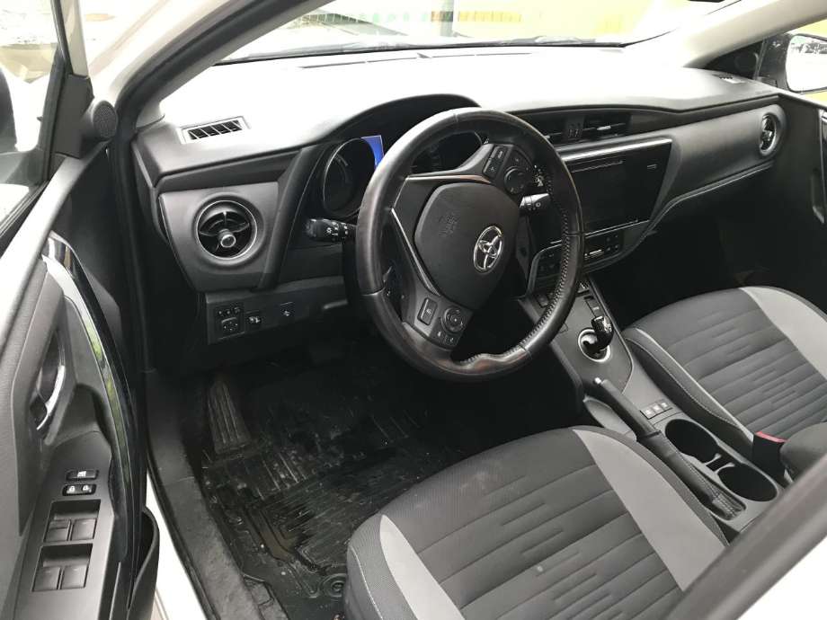 Toyota Auris 2013-2015 (Type II, Fase 1) , Motorkode: 2ZR-FXE, Girkassekode: