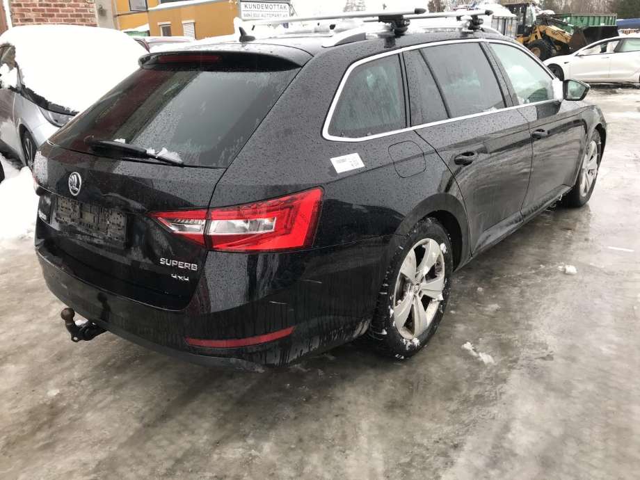 Škoda Superb 2015-->> (Type III) , Motorkode: CZEA, Girkassekode: PMG