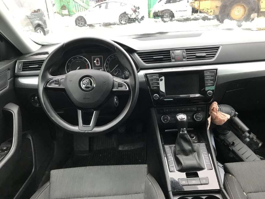 Škoda Superb 2015-->> (Type III) , Motorkode: CZEA, Girkassekode: PMG