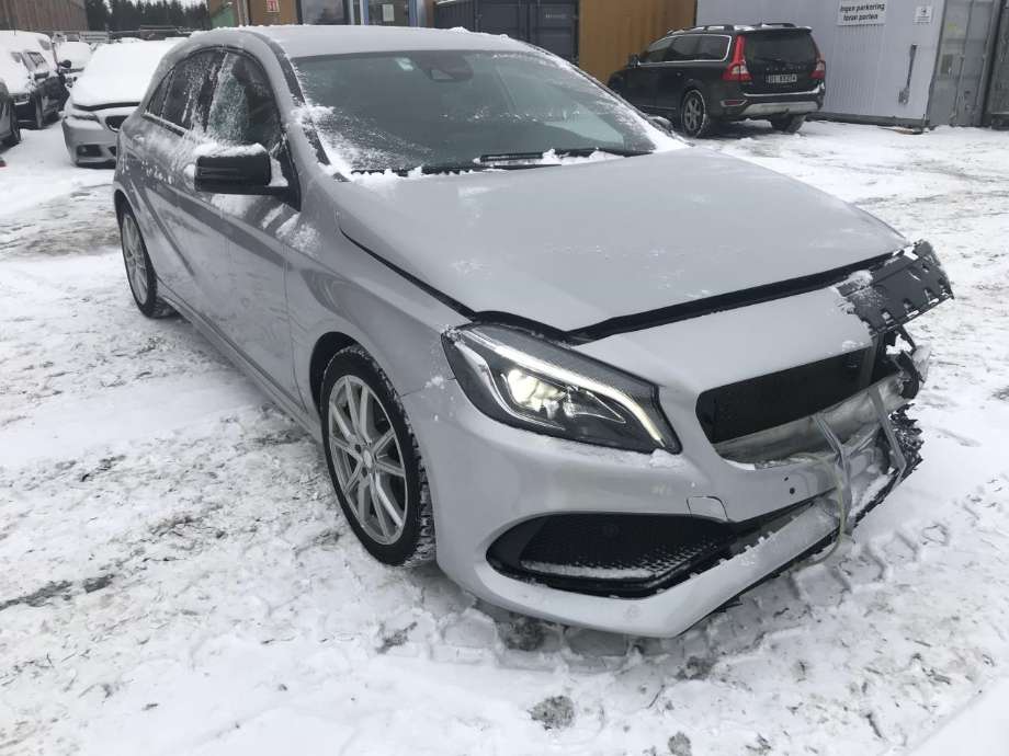Mercedes A-Klasse 2012-2018 (W176) (W176), Motorkode: 270910, Girkassekode: 