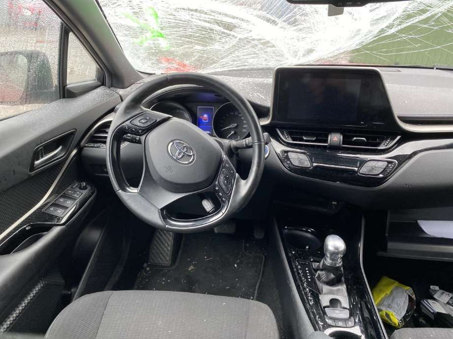 Toyota C-HR 2016-->> , Motorkode: 2ZR-FXE|1NM, Girkassekode: 