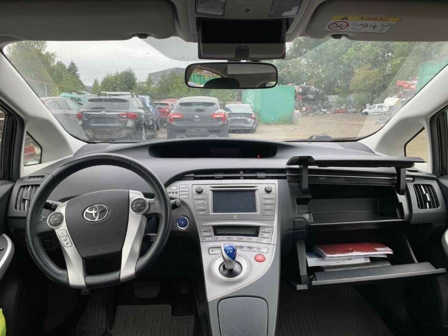 Toyota Prius 2009-2016 (Type III) (COMBI) (COMBI), Motorkode: 2ZR-FXE, Girkassekode: