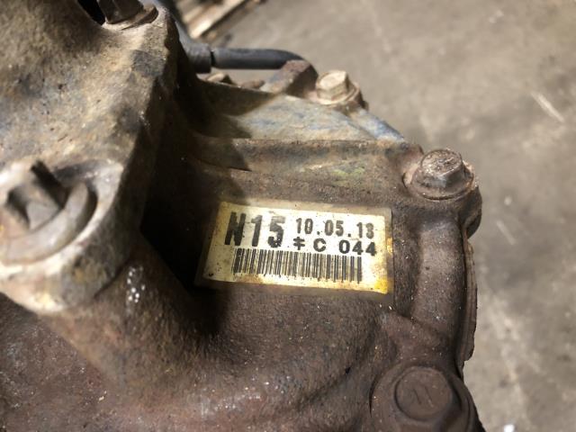 Kardang klokke foran til Toyota Land Cruiser 150 2010-2013 (Fase 1)  (411103D430|)