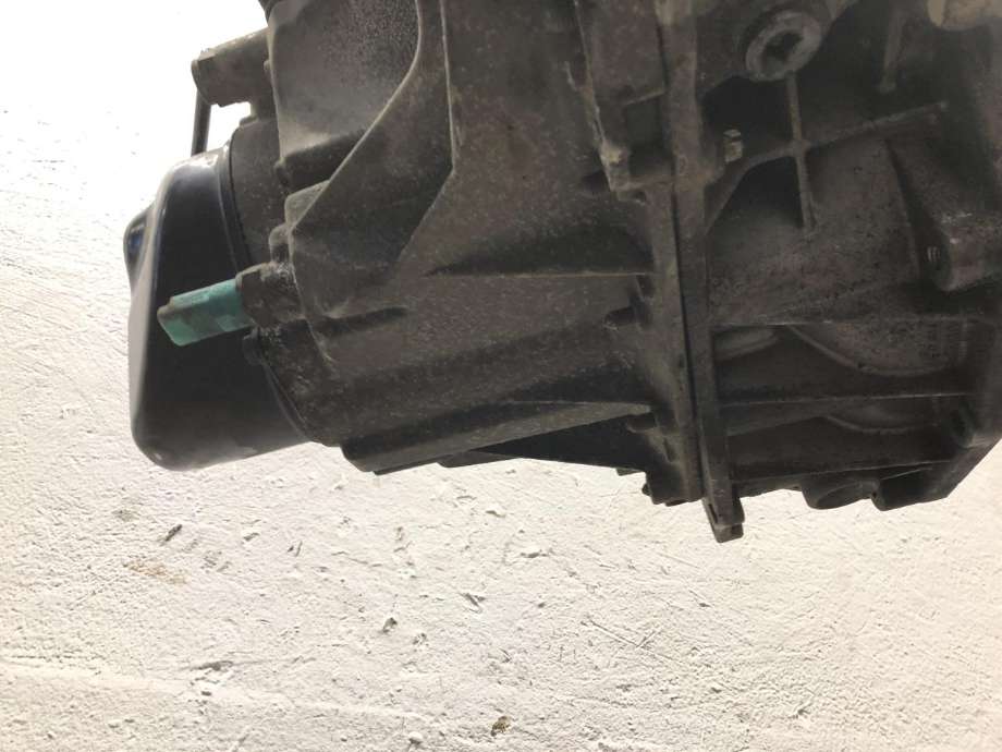 Girkasse manuell til Renault Megane 2009-2016 Type III  (320106935R|8201148937|)