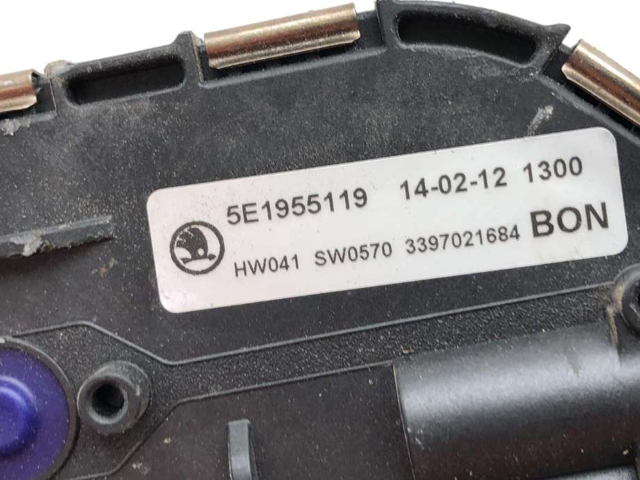 Viskermotor frontrute komplett m/overføring til Škoda Octavia 2013-2016 (Type III, Fase 1)  (5E1 955 023 B|5E1 955 023 A|)